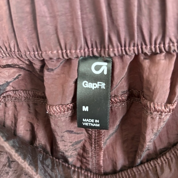 GapFit Lustre Windbreaker Jogger Pants High Rise Medium Brown Noir Quick Dry - Picture 3 of 4